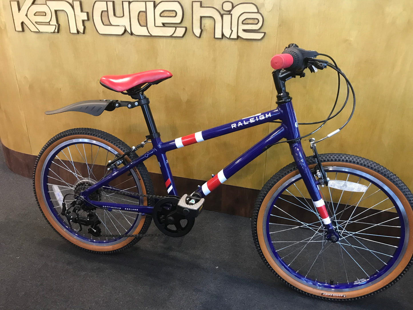 Ex Rental, Raleigh 'Pop' Kid's bike